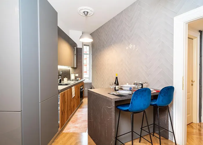 Vatican Boutique Rhome